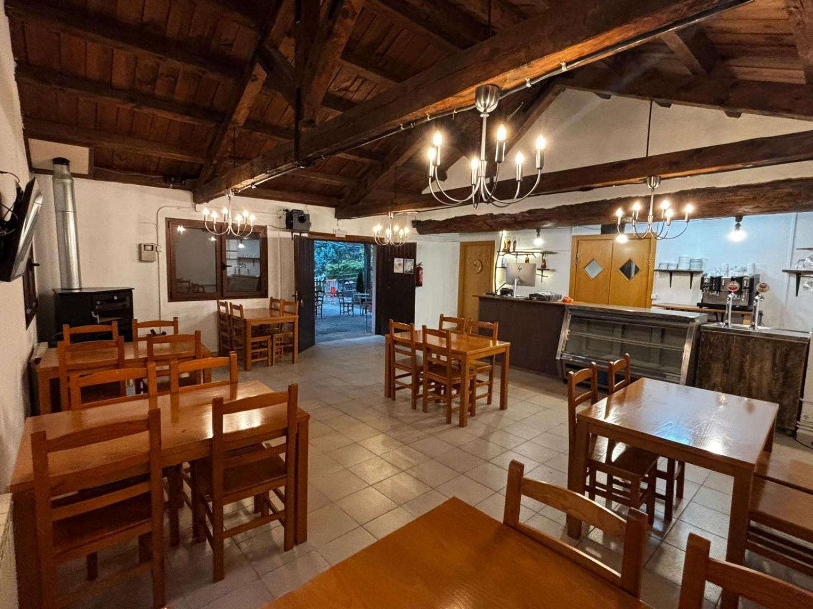 Albergue La Escuela De Lirí Esterno foto