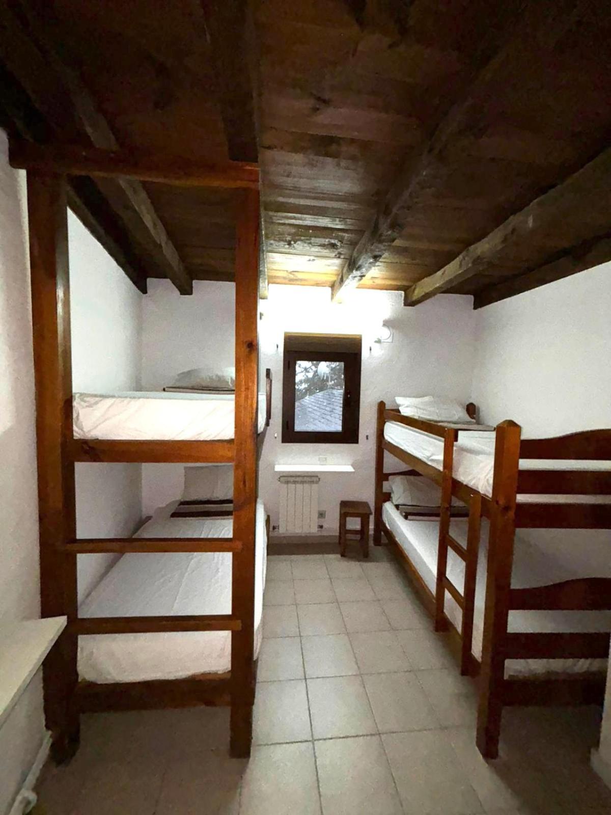 Albergue La Escuela De Lirí Esterno foto